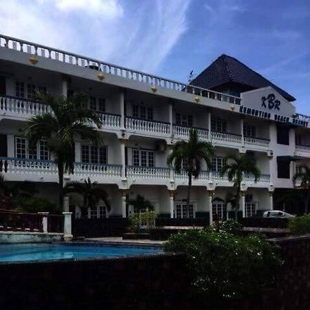 Kemunting Beach Resorts Masjid Tanah Luaran gambar