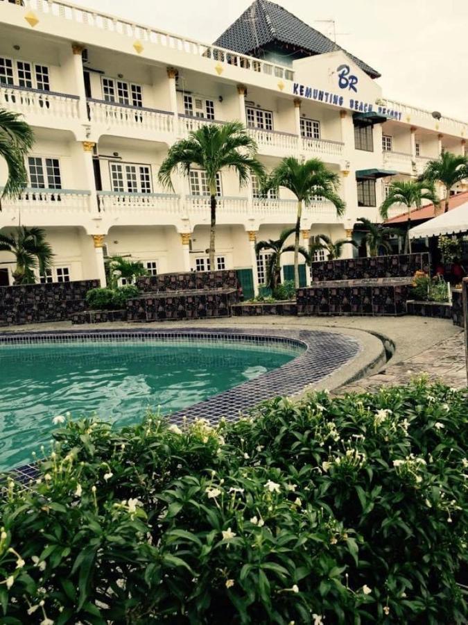Kemunting Beach Resorts Masjid Tanah Luaran gambar